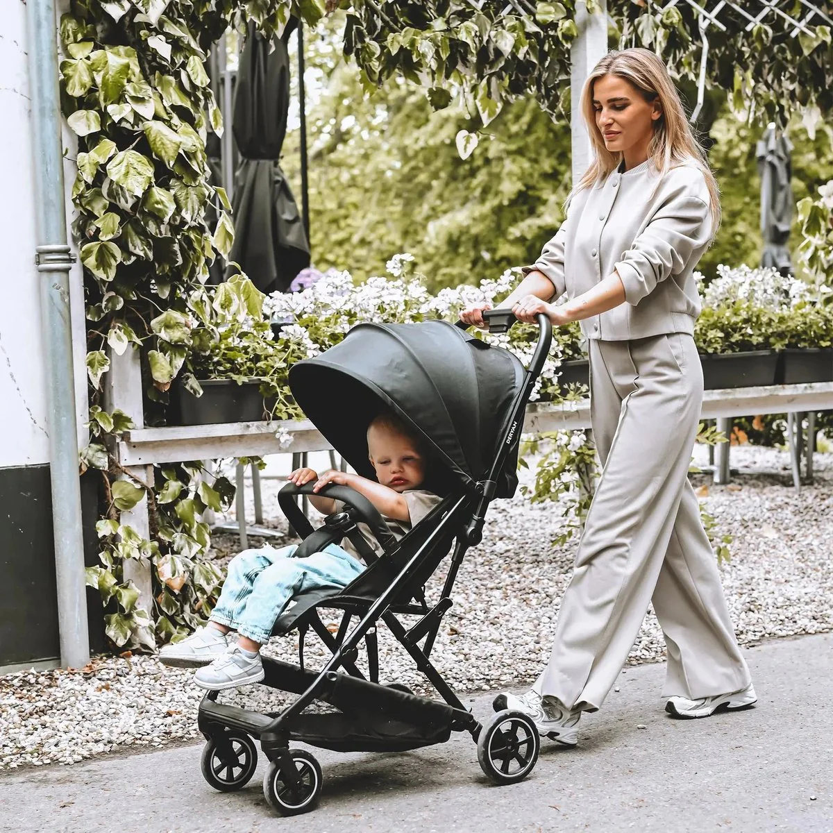 Silla de Paseo Ligera Luxe Easy - Taupe - Image 5